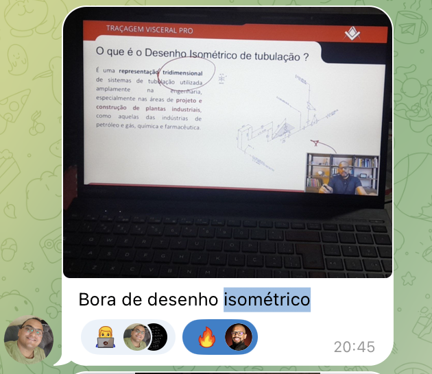 Print de aluno assistindo à aula de desenho isométrico de tubulação